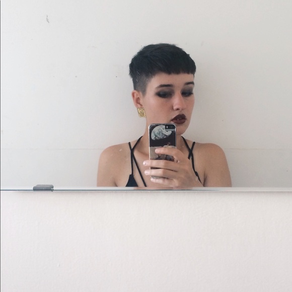 Meet your Posher, Anna - Picture 4 of 4